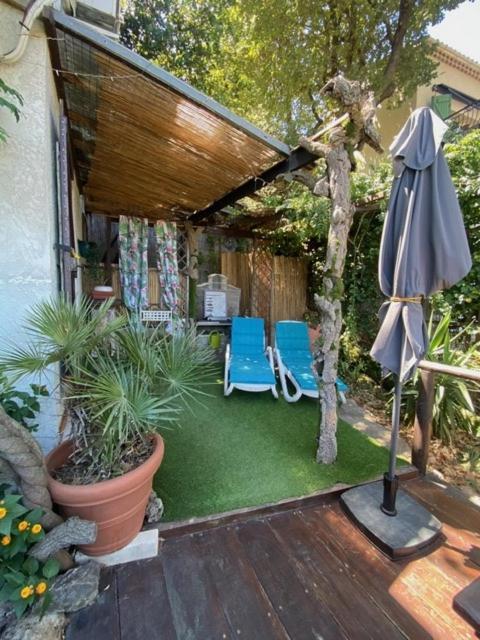 Studio Grotte Des Fees Йер Экстерьер фото